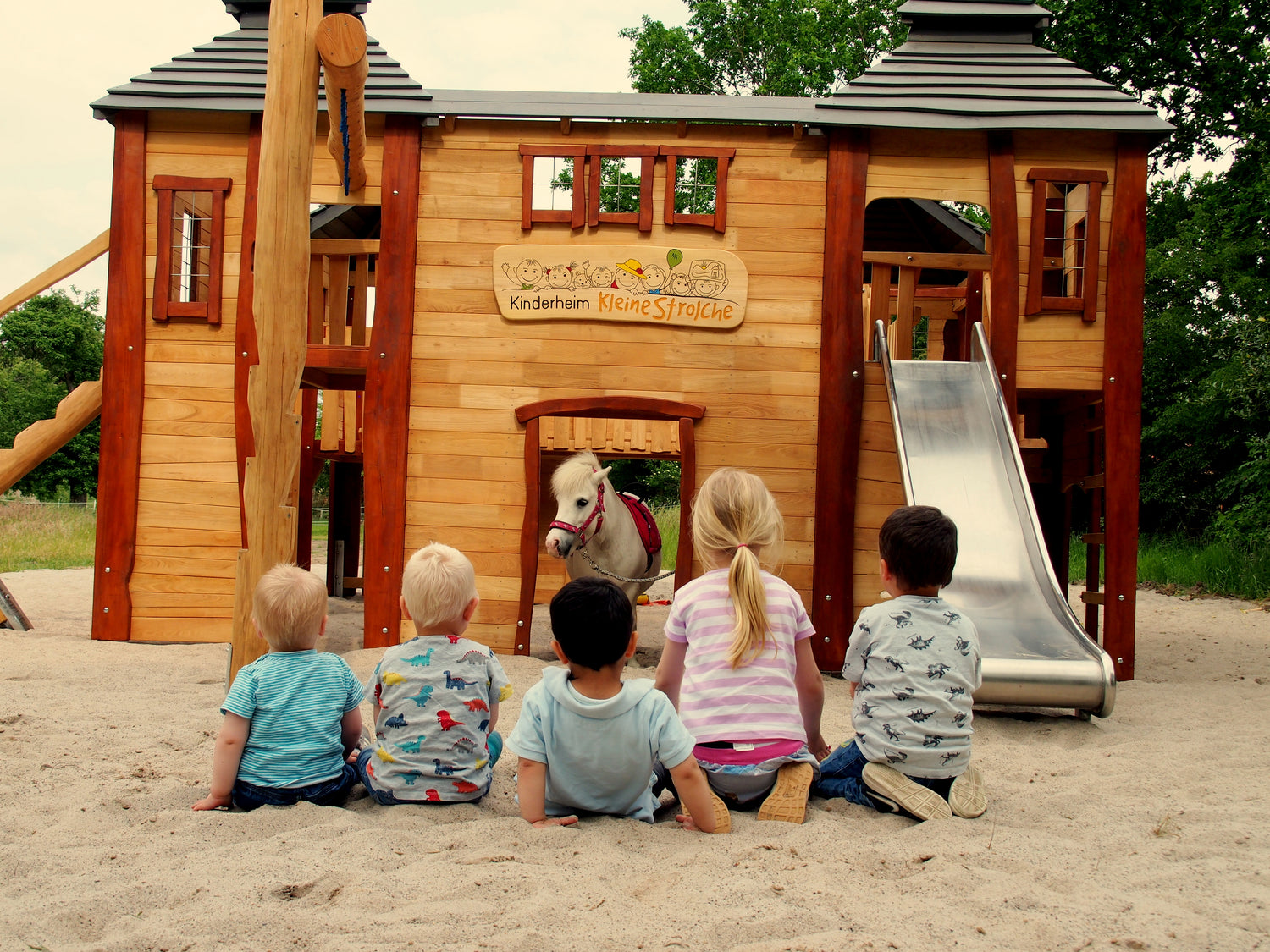 Kinderheim Kleine Strolche Spielplatz